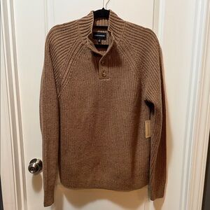 Lucky Brand Men's Tan Crewneck Sweater